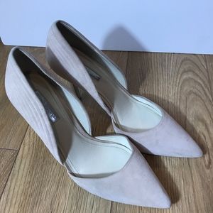 Nude BCBG Pumps